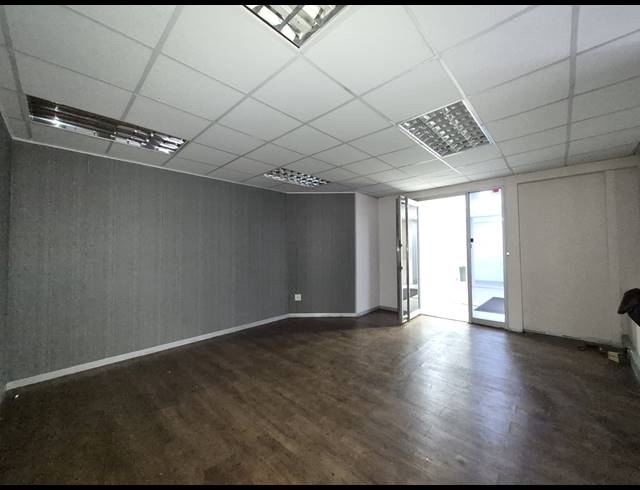 208M² OFFICE TO LET IN ROSEBANK